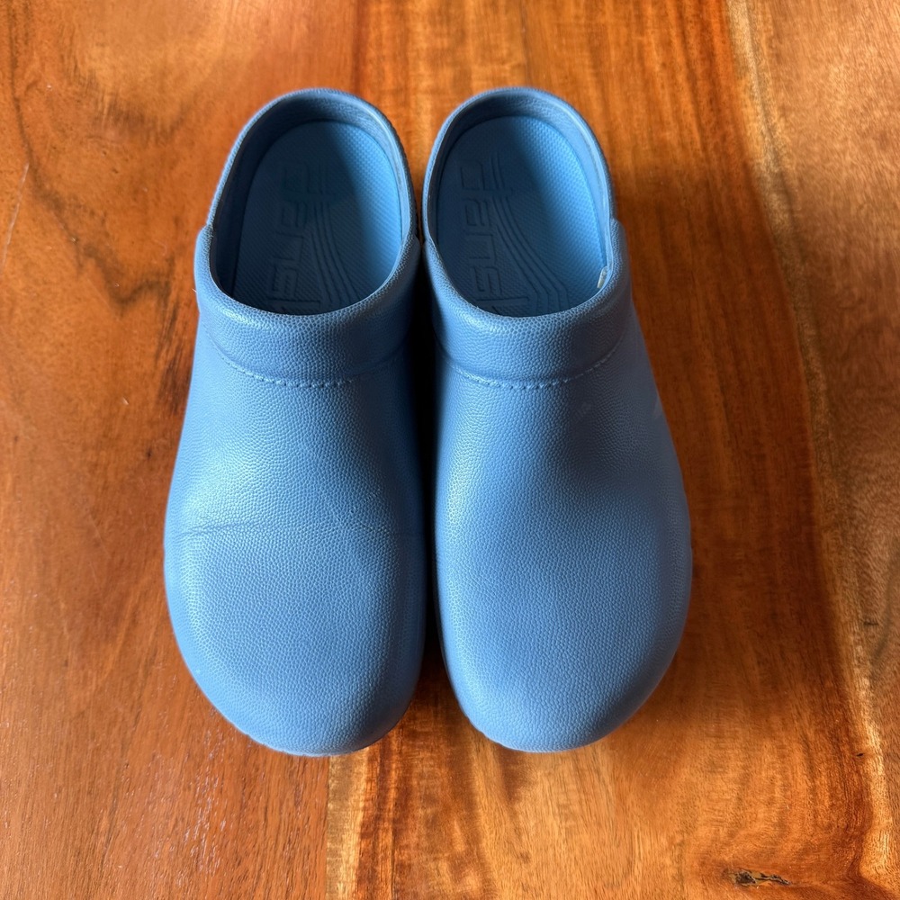 Dansko Women's Light Blue Slip On Lightweight Clogs Size 7
